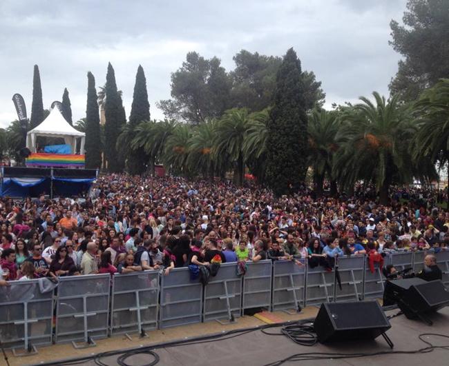 Extremadura7D's tweet photo. Ambiente actual en La Alcazaba de Badajoz #LosPalomos2015 http://t.co/DMesV2P1F7