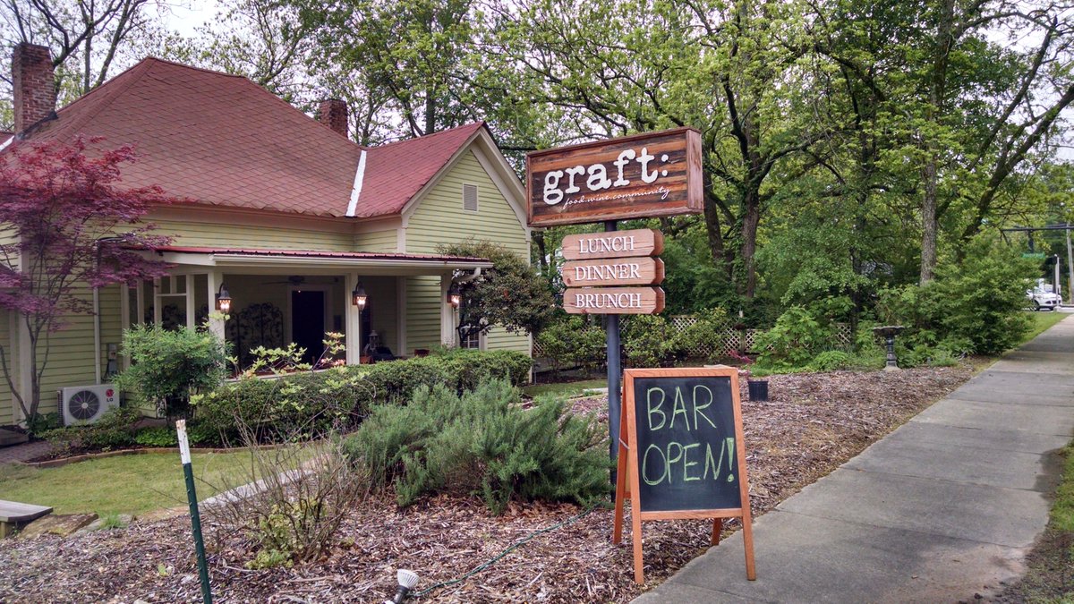 graftrestaurant's tweet photo. Bar is open for drinks and snacks! Happy Grayson Day! http://t.co/SsjBaTj9Px