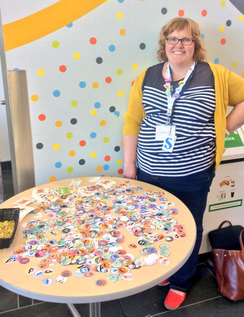 dawnbazely's tweet image. We are getting badges at #higheredcamp, designed &amp;amp; made by the talented @jenniferetate. @dinamoati got pinned!