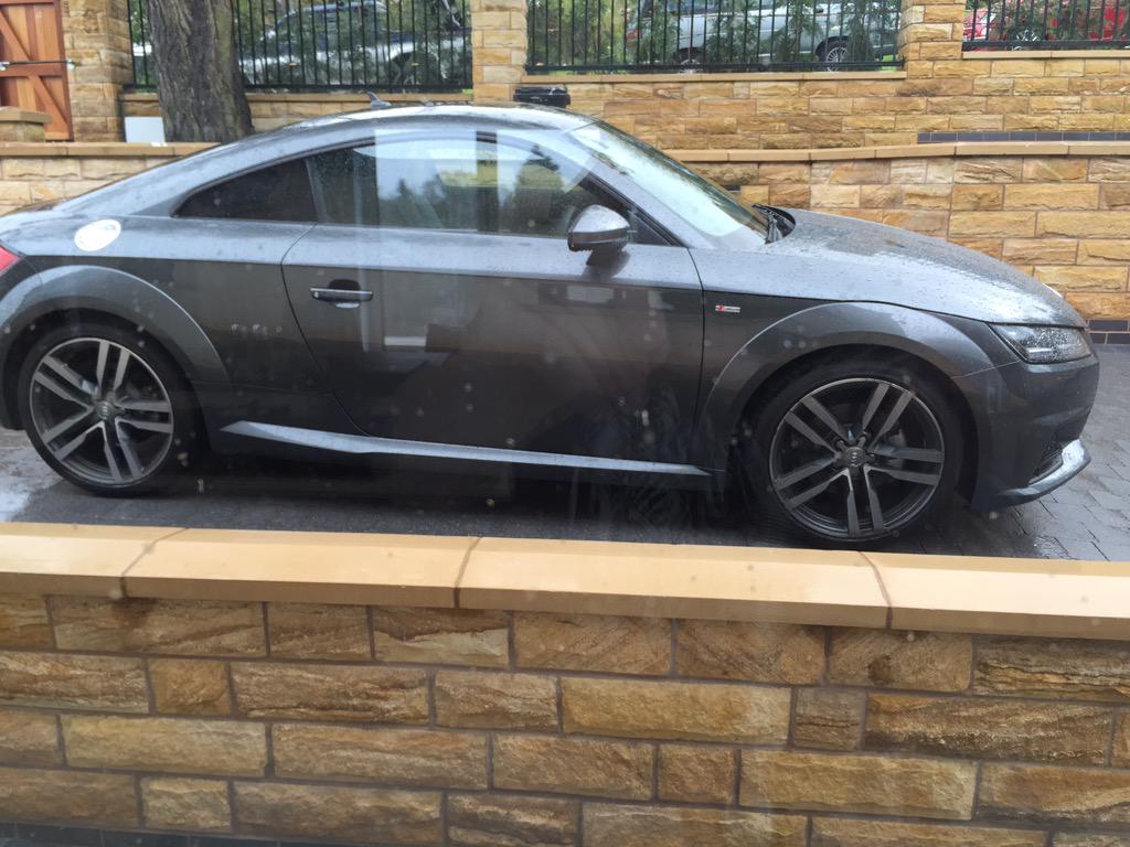 Syndicate's tweet image. She's not happy, nor am I! Go away rain!