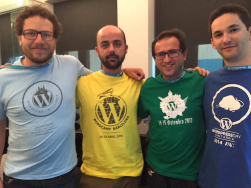 WPMallorca's tweet photo. Nosotros @WCSevilla @WCBcn @WPCantabria #wcbcn 2015 http://t.co/0NaoBiKvai