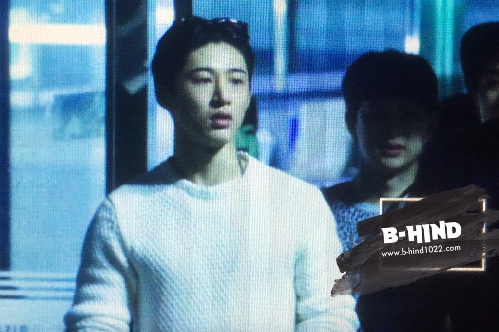 B_HIND_'s tweet photo. 150425 빅뱅 콘서트💕💕💕

#iKON #BI #HANBIN #B_HIND http://t.co/O0qJLi7oKU