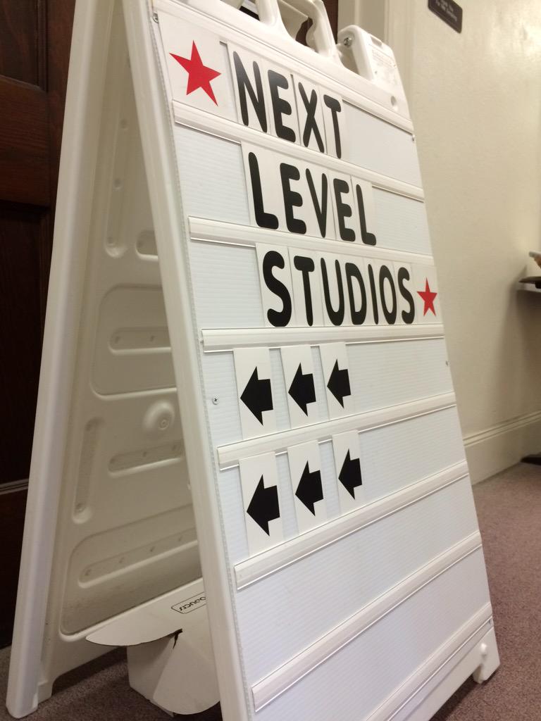 Morganjoy24's tweet photo. 9am vocal lesson, then tap!! #soexcited for #nextlevelstudios @DancerK8 @MissAdamczyk http://t.co/KTTzFGb3sg