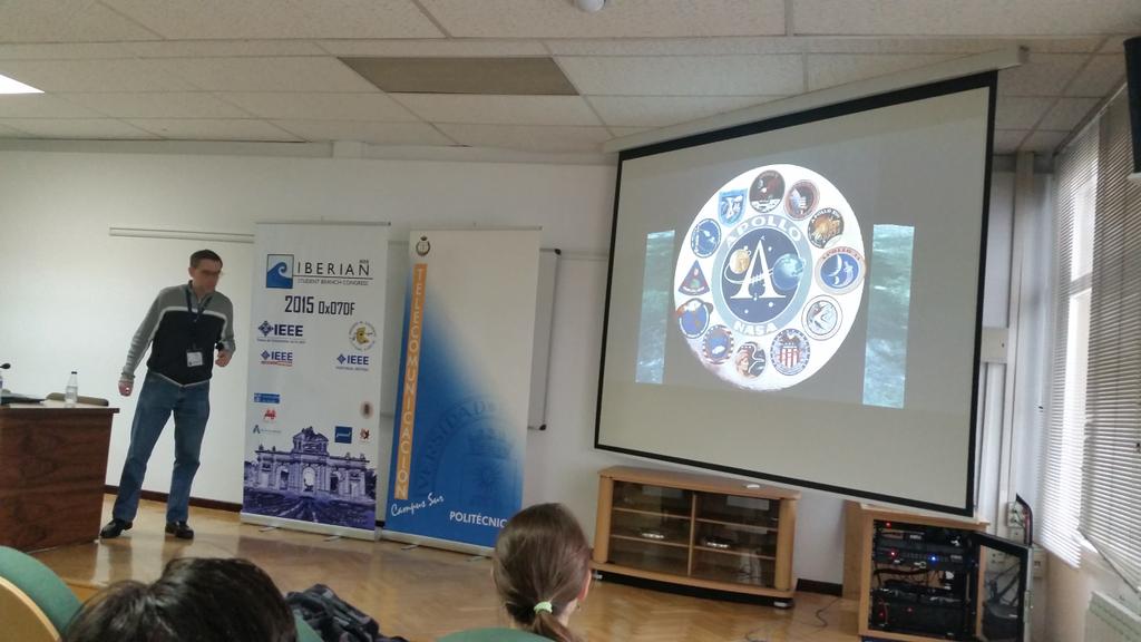 IEEEsbUAH's tweet photo. Now we have a conference about Mars One proyect in the @isbc2015 http://t.co/uF5Rw4I8nt
