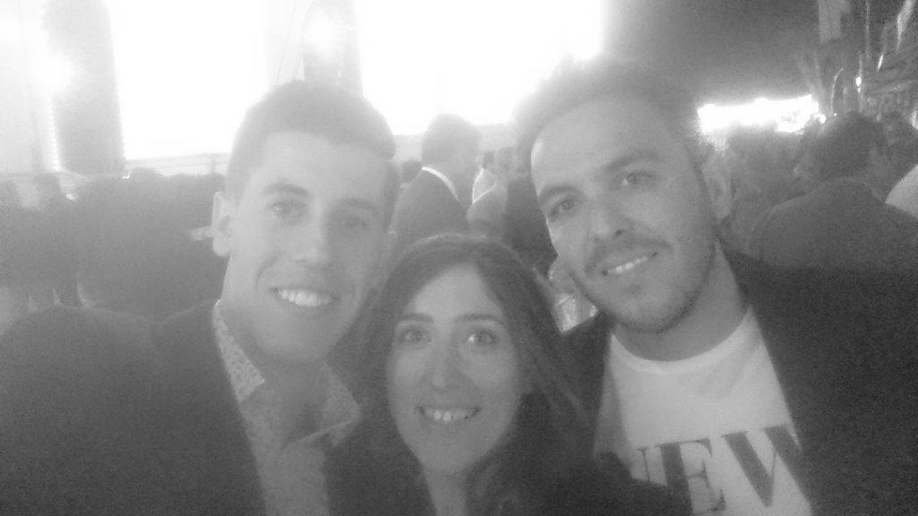 AnaCarbonell3's tweet photo. Bueno pues cerramos esta espectacular feria http://t.co/LXuWZrkjiW