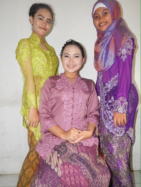 secone1_'s tweet photo. Last nih hehe 😂✌️ @Osissmkmdl #kartinismkmandalahayu http://t.co/NG6sKr0sfa