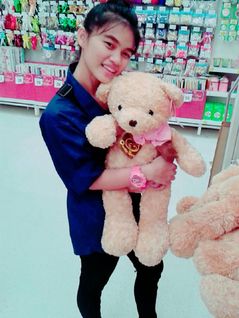 pomngam's tweet photo. ไปทำงานดีกว่า . อาบน้ำดีกว่า . 🚿🚿🚿🚿🛀🛀 http://t.co/UGNpGsx66I