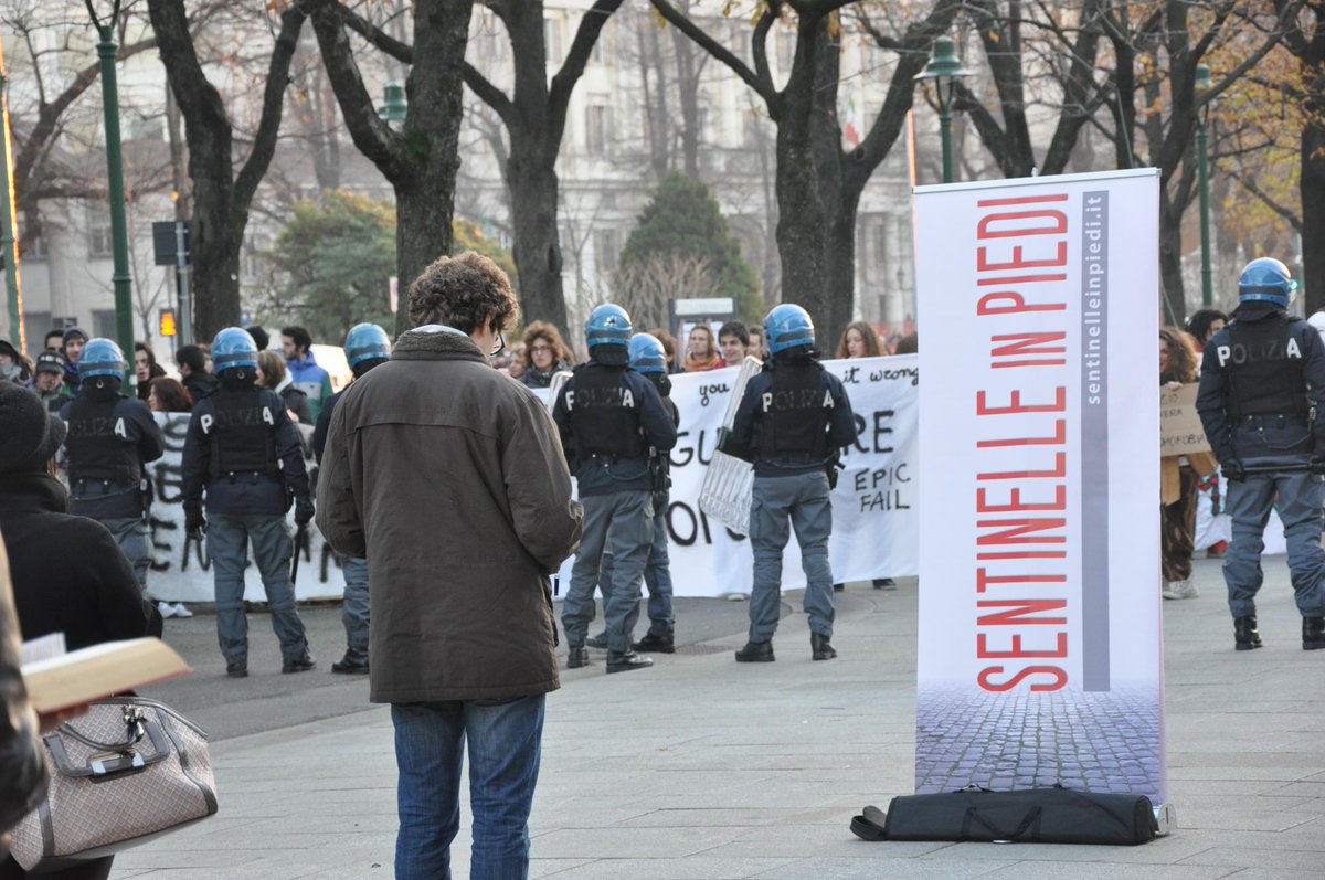 La nuova #Resistenza si chiama difesa della #famiglia. <a href="/sentinpiedi/">Sentinelle In Piedi</a> ow.ly/M6x6C