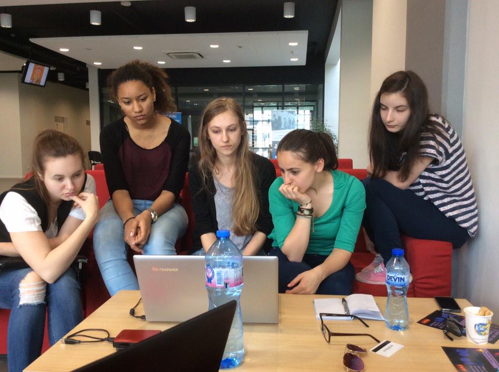 finalprojectmmj's tweet photo. Despite a MEGAReunion on Campus, our girls working hard to meet the deadline of the movie. #OurSecretMovie @melodyMN http://t.co/B7RdbHJwSs