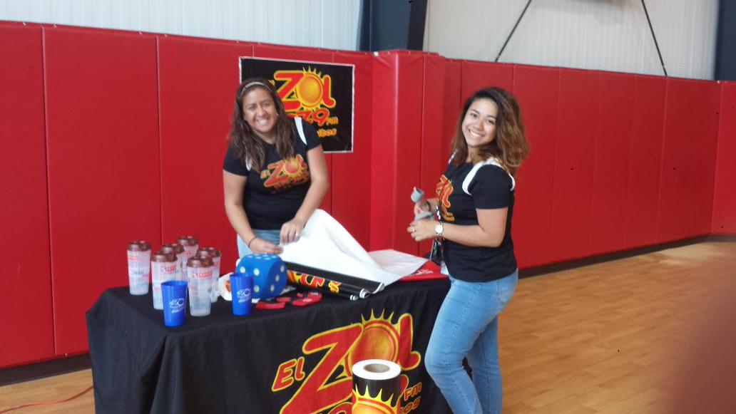 ChavezPrep_NW's tweet photo. Sprinfest @ChavezPrep_NW @ChavezSchools @ElZol1079 http://t.co/GrGoKHVPfk
