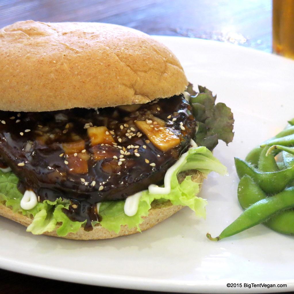BigTentVegan's tweet photo. Day 5 of #USVegWeek2015! #usvegweek #whatveganseat #vegan Detailed descriptions on Instagram https://t.co/rKFh6aDPa5 http://t.co/eyDL2126Iz