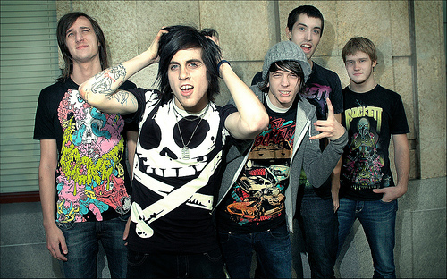 Rubiu5's tweet photo. La pandilla del Joker preparandose para acabar con Batman. http://t.co/39E95lG9iX