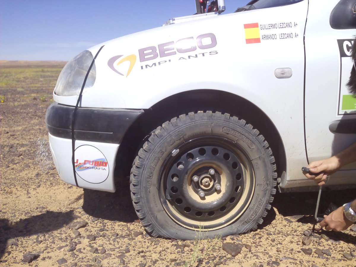 Jaruma_RT's tweet photo. ¡Fotos de la etapa 3 Erg-Chebbi - Merzouga! @ClioRaid https://t.co/6DeE0JH7jz #RT #raid http://t.co/j2RdOP0gfu