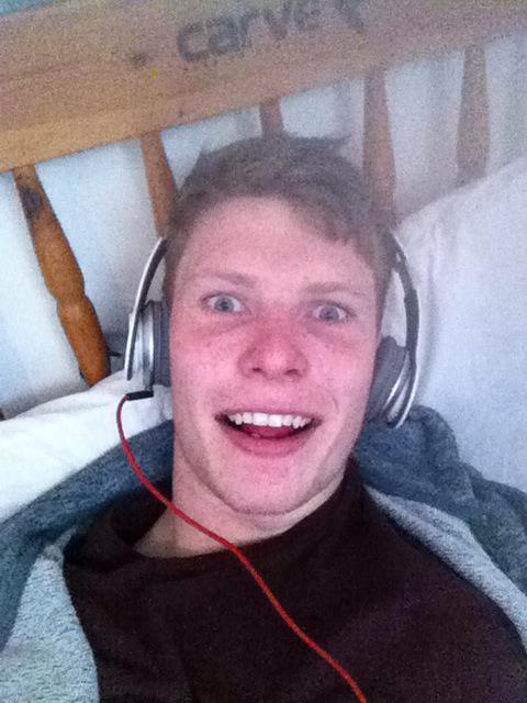marco546831's tweet photo. Happy out , family making me dinner while I watch game of thrones ๐ #greatday #epticket #chilled http://t.co/otVTjz9R5W