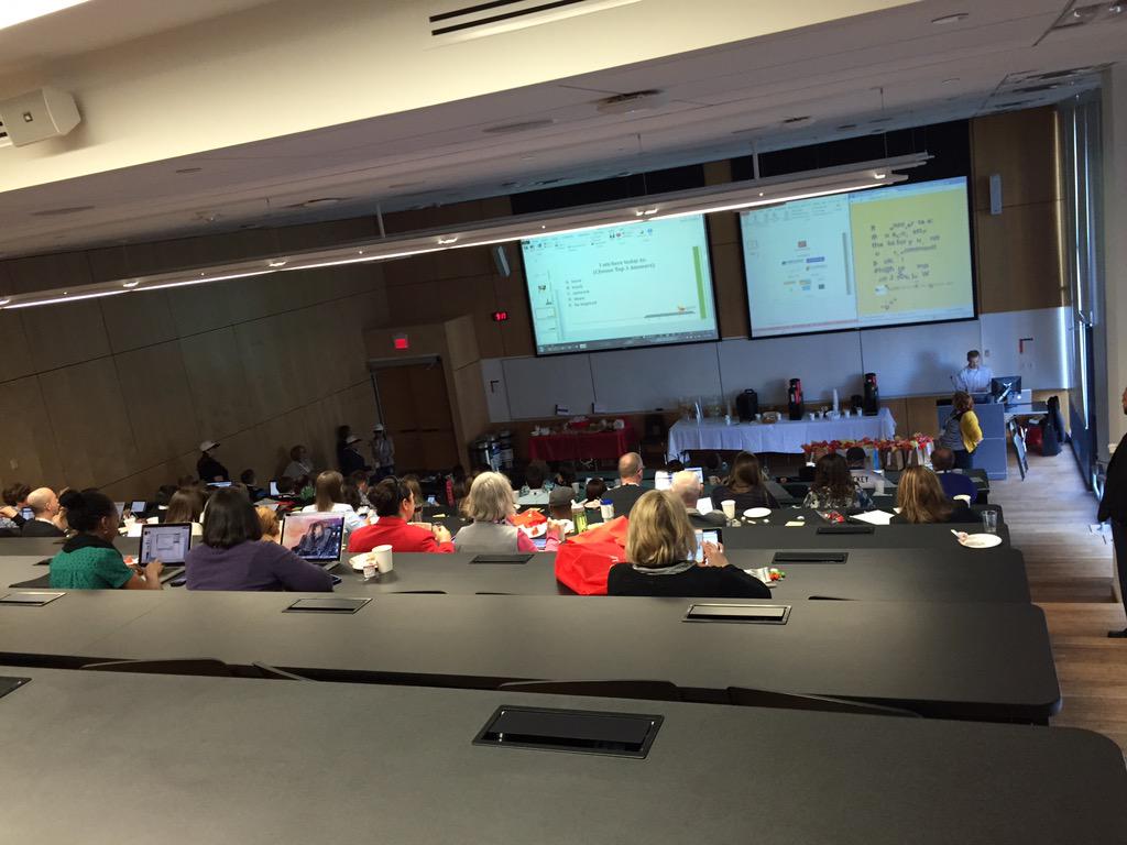 dinamoati's tweet image. Full house at #higherEDcamp