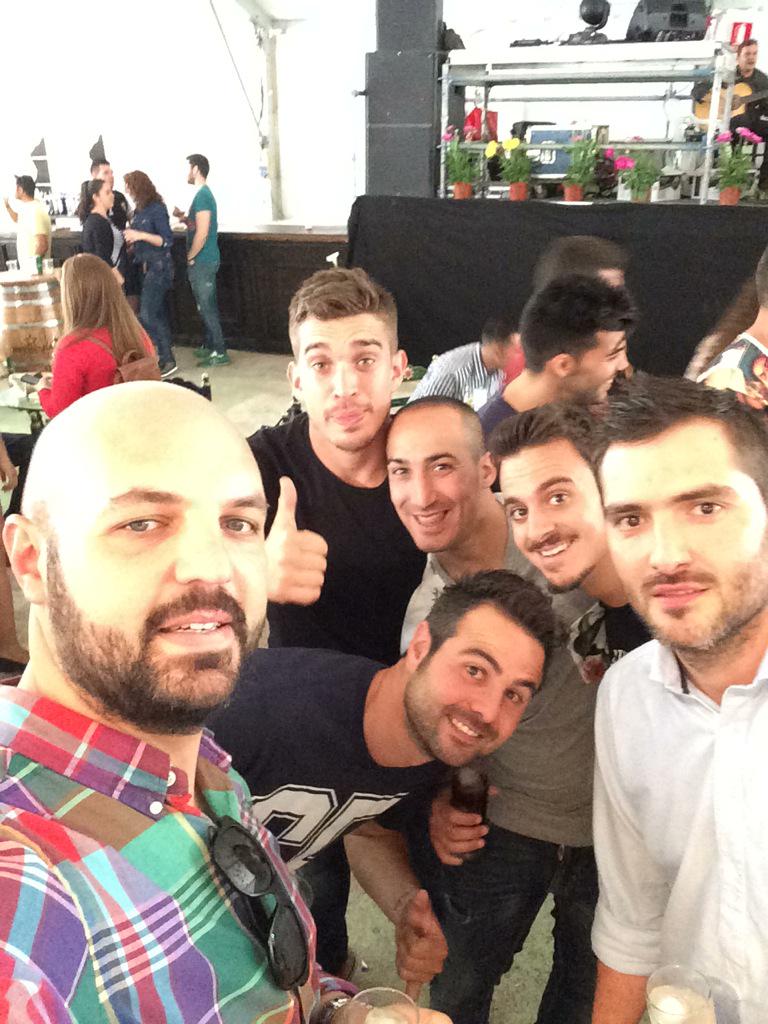 Jose84pino's tweet photo. Viva San Marcos!!!! @ivanacien @hugo23manzano @Esteban_Amat #manolillo✈️ #liyocucharito http://t.co/nF8LpeWs7u