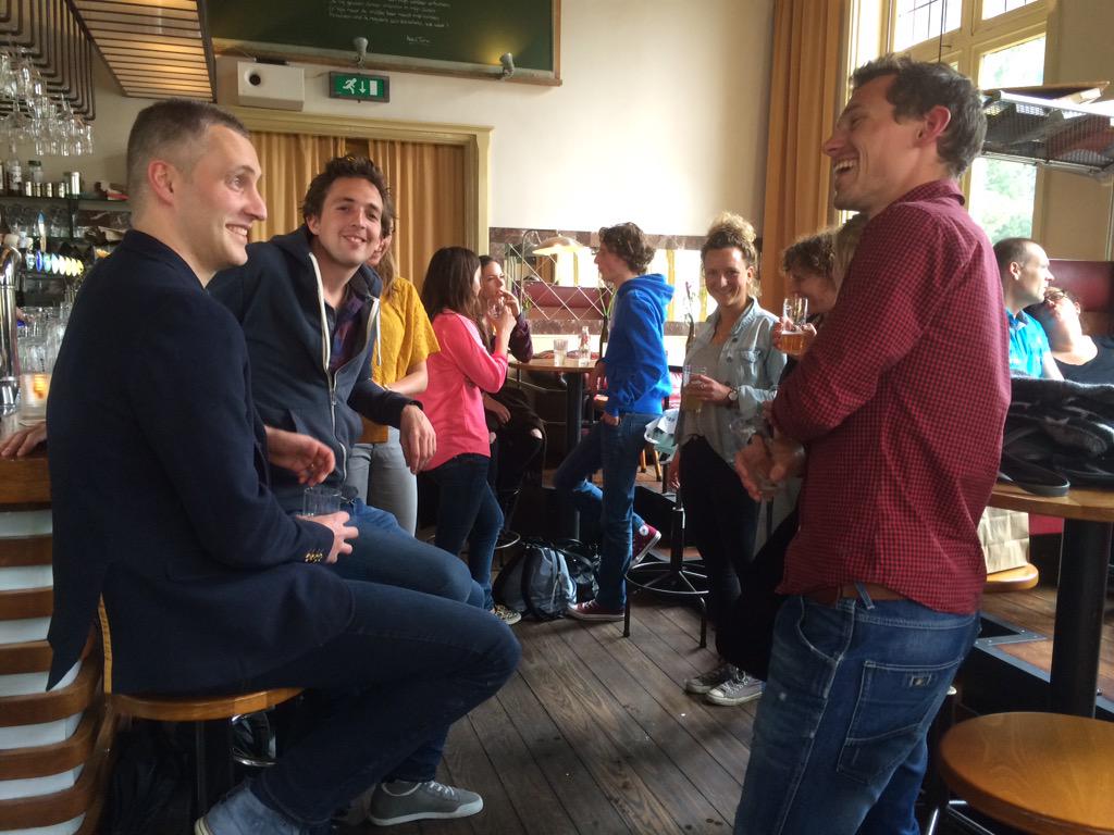 unitedcubs's tweet photo. Vrijwilligersborrel is gestart! http://t.co/9elQJlmUkG