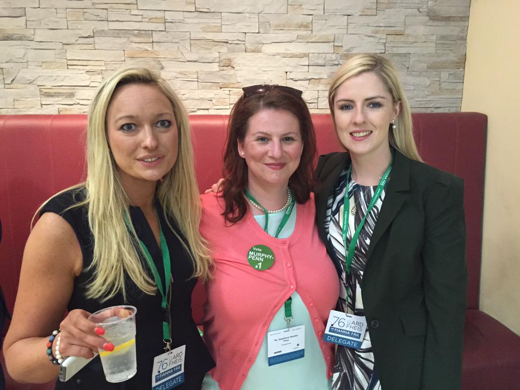 lichamber's tweet photo. #af15 #roides @jenncuffe09 @smurphypenn @fiannafailparty @cbolgerr http://t.co/fyQJfnmVV0