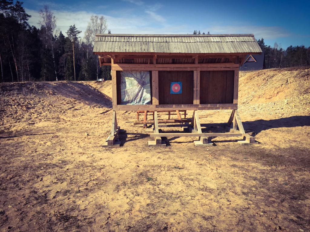 Cesis_Peintbols's tweet photo. Saulaina un skaista diena lai iemēģinātu roku šaušanai mērķī ar loku! Brauc ciemos uz @zoorakši http://t.co/2rv3wkIOVI
