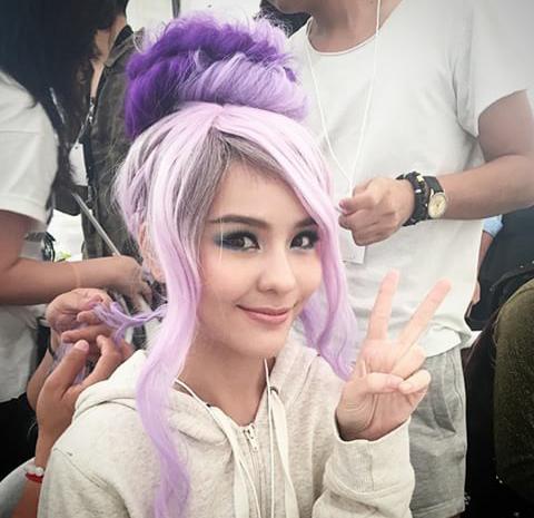 #ความสุขบุกโลก