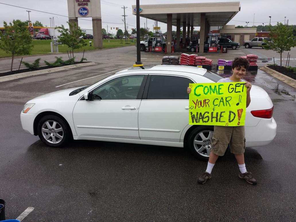 mrrosschb's tweet photo. Come get your car washed! Support the CHHS Band! #RespectTheHill http://t.co/Ghvgd4oxsH