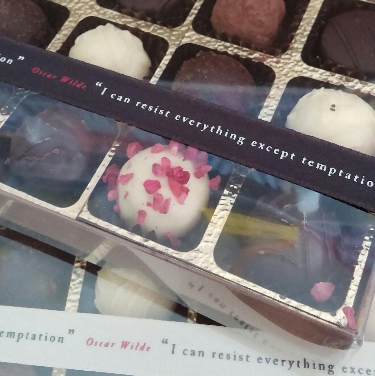 Oscar Wilde said 'I can resist everything except temptation'
we feel the same about our new truffle boxes !