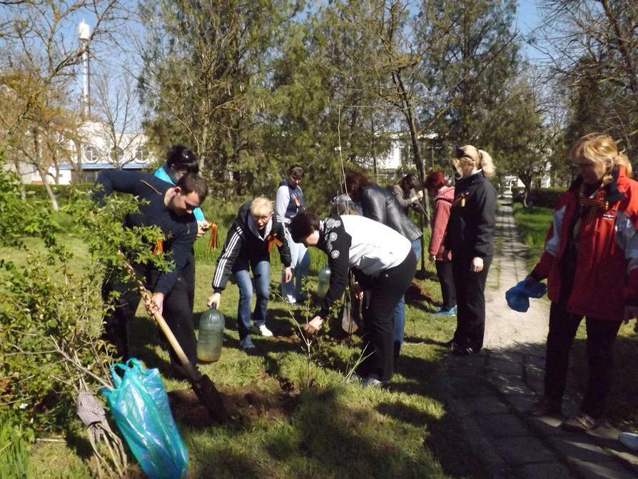 tatpavlyukova's tweet photo. @360tv По предложению #ИзбиркомМО Первомайский район Крыма поддержал акцию #ЛесПобеды http://t.co/eWDWDH1o5m