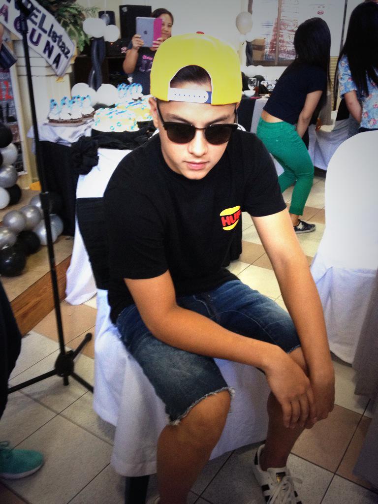 \" In 15mins, 20 ka na! Yaaaay! Happy Birthday Daniel Padilla! We love you  