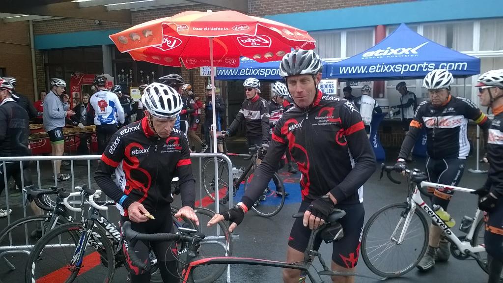 PHaenebalcke's tweet photo. Toprit gereden PdCollines&Vl Ardenn. 150km fun en topbelevenis thanks to toporganisatie #davitamonclassic & #etixx http://t.co/vGOmThRv0C