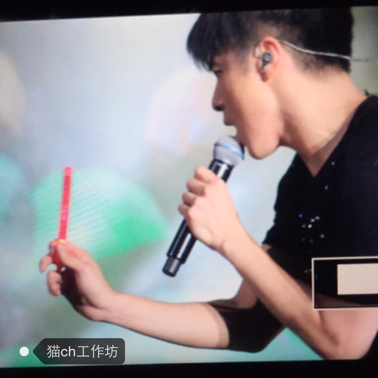 catchuknow's tweet photo. 20150425 #yunho 😭😭😭❤❤❤ http://t.co/jGksA5UKPJ