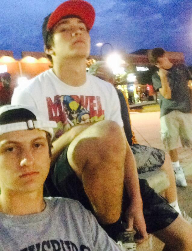 KidKeeney's tweet photo. Happy Birthday Bro โฝ๏ธ๐
ฐ๐ #subway #YSail http://t.co/3GIMd1Wk1G