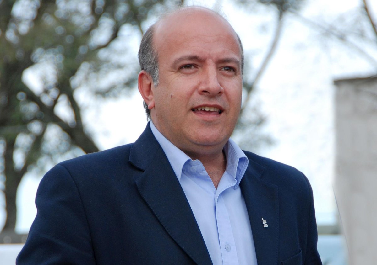 BUSQUEDAonline's tweet photo. Presiones municipales: “Germán pierde y vamos todos para afuera” @P_Colorado @germancoutinho http://t.co/J2OJ9xRaa0 http://t.co/osKQ12IvRk