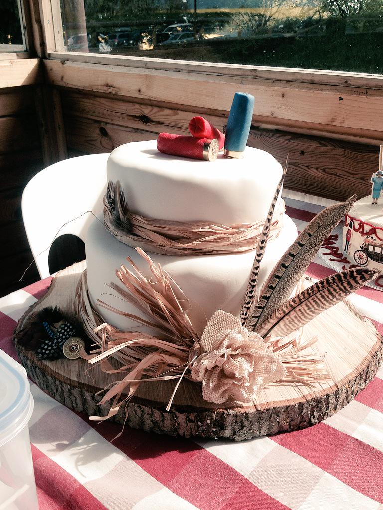 EmilyProut's tweet photo. Great day with @ChelseaBunClub at @BarburyShooting today ❤️ loved making my cake &amp; met the best new lady friends 💗 http://t.co/sCUXszCtFz