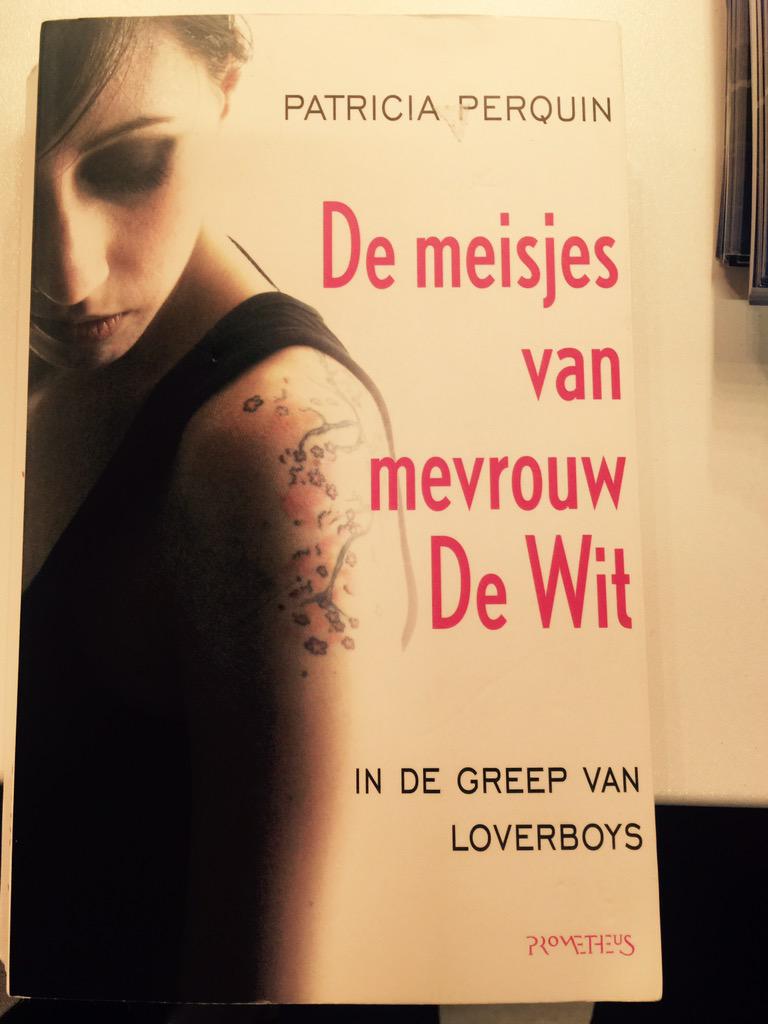 Iemand gaf me dit boek, kippenvel, en dan schijnt het ook nog eens waargebeurd te zijn. stoploversboys.nu