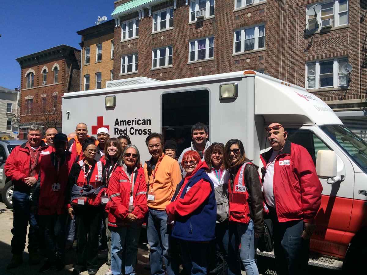 Csher999's tweet photo. #ThankYou #RedCross MNYN #TeamMV on #FireInstall day @CMVNY & special thanks to MVFD, MVPD & City 4 gr8 support 24/7 http://t.co/v0akstzC7Z