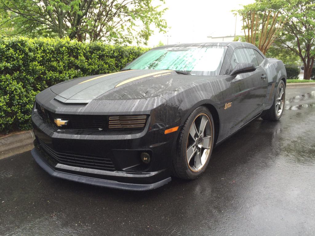 FabWorksNC's tweet photo. Sucks these guys didn't have better weather today at the 3rd Annual Camaro Gathering. #carporn #fabworks #camaro http://t.co/rE8F8PBNZo