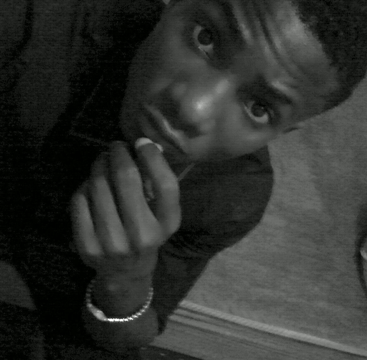 MonaFunky's tweet photo. Close to ma dreams #MonaFunky #TFIC http://t.co/PxWz89qL5z