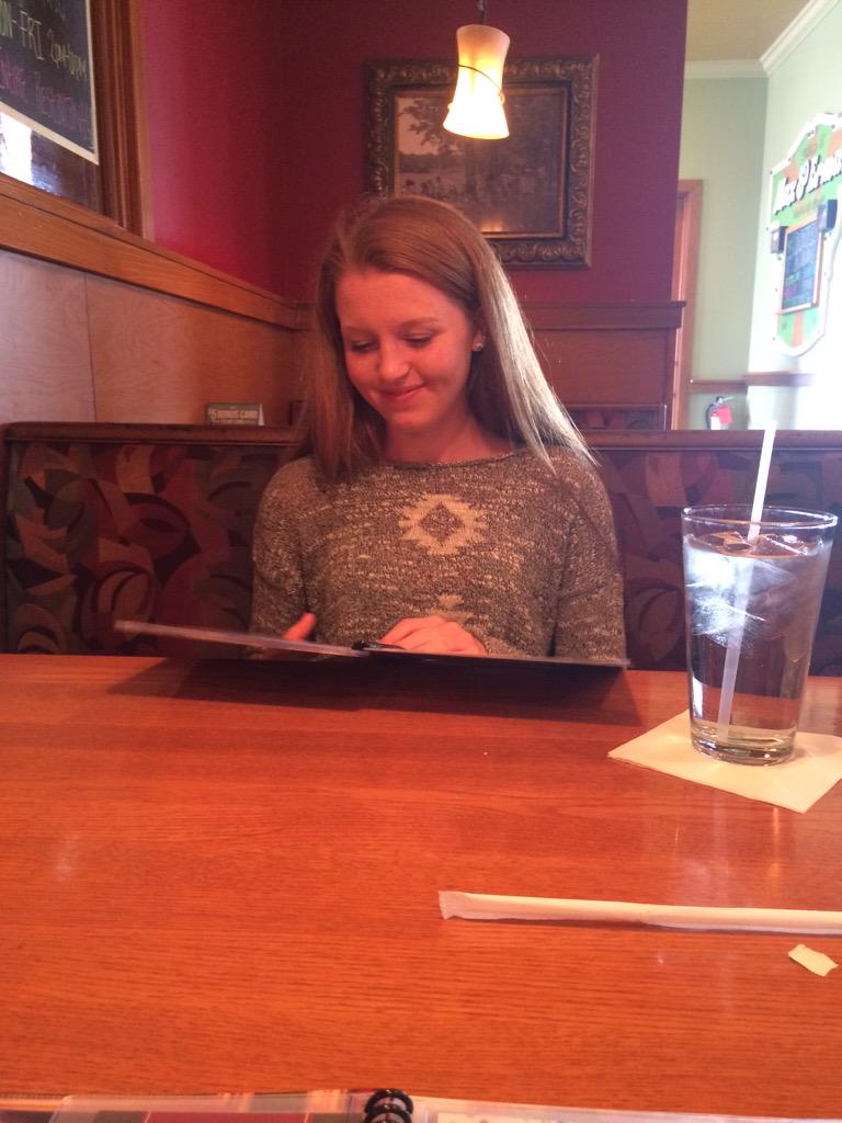 Chad_Quick4's tweet photo. Recreated our first date and added a surprise at the end 😊 http://t.co/tkEWQNmSdt