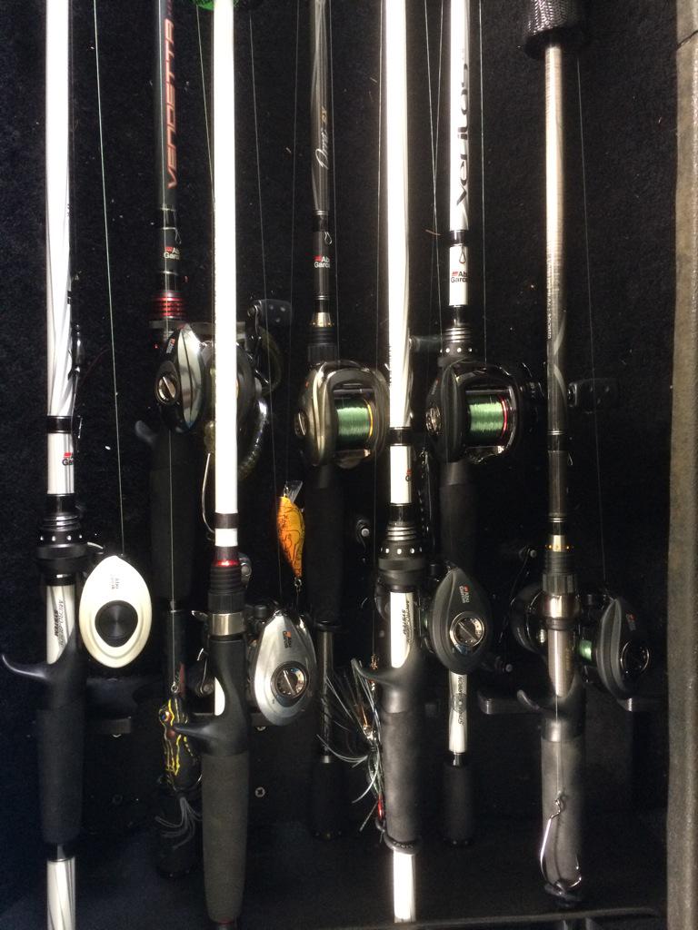 SMcustom's tweet photo. How do you Abu???   @Abu_Garcia @Bassin_Tips @loganmaser @Billybill314JRB http://t.co/IQeu3A5Pz3