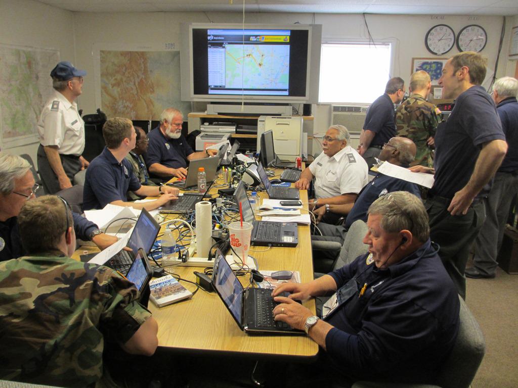 ColoradoWingCAP's tweet photo. The busy ICP at the COWG Group 1 SAREX located at RMMA in Broomfield. 52 Colorado Wing members participated. http://t.co/JVe3C6qpAN