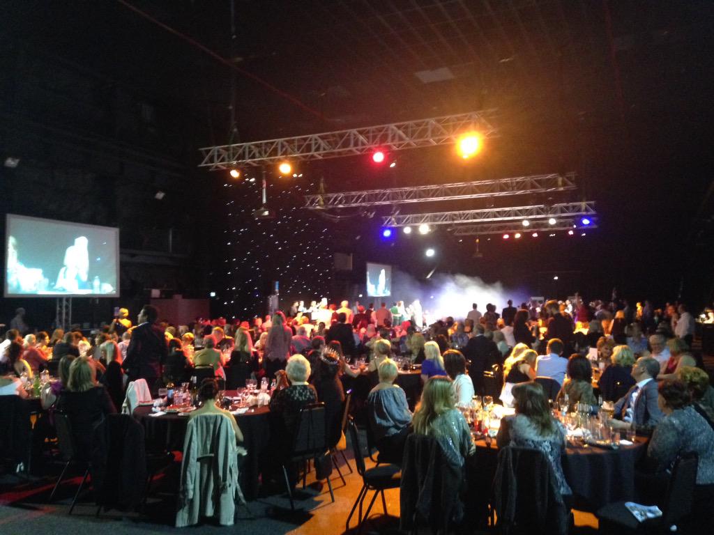 KTVJ1's tweet photo. Another fab night of volunteering with @safeatlast :) #notsostrictly @JCISheffield #BeTheChange http://t.co/yCtHIH00Ge