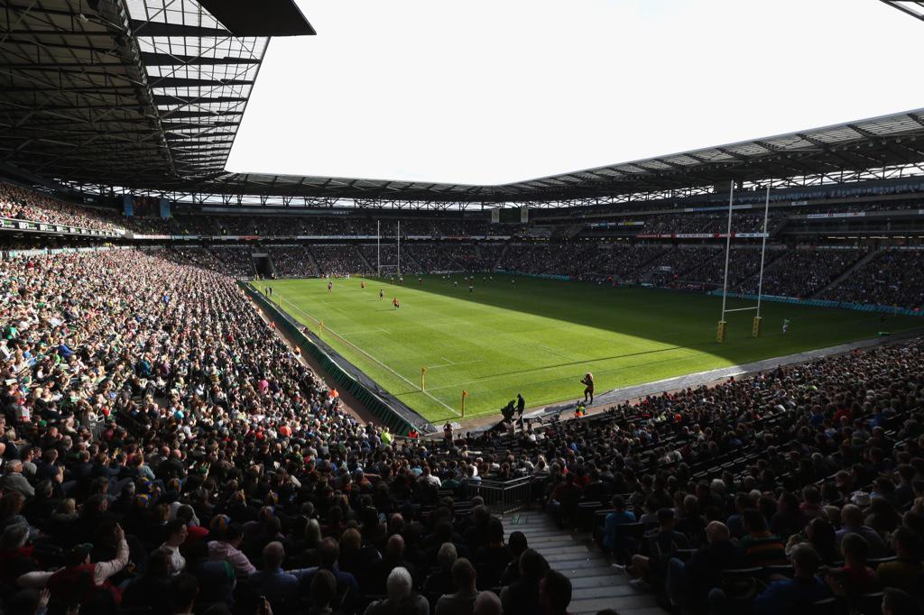 premrugby's tweet photo. The crowd of 27,411 for @SaintsRugby v @Saracens broke the stadium record at StadiumMk... Thank you http://t.co/YAFRkUw4V5
