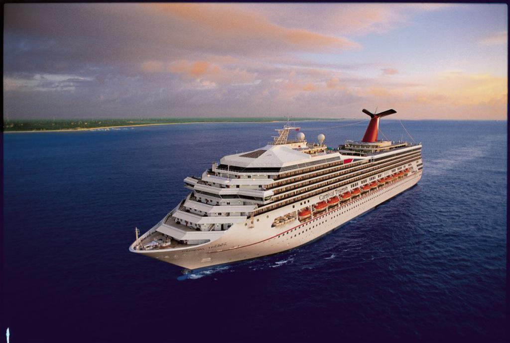 BolfCindy's tweet photo. Getting ready to set sail! #imonvacation #chillenthemost #girlscruise #saltlife http://t.co/sEqHwL8i2E