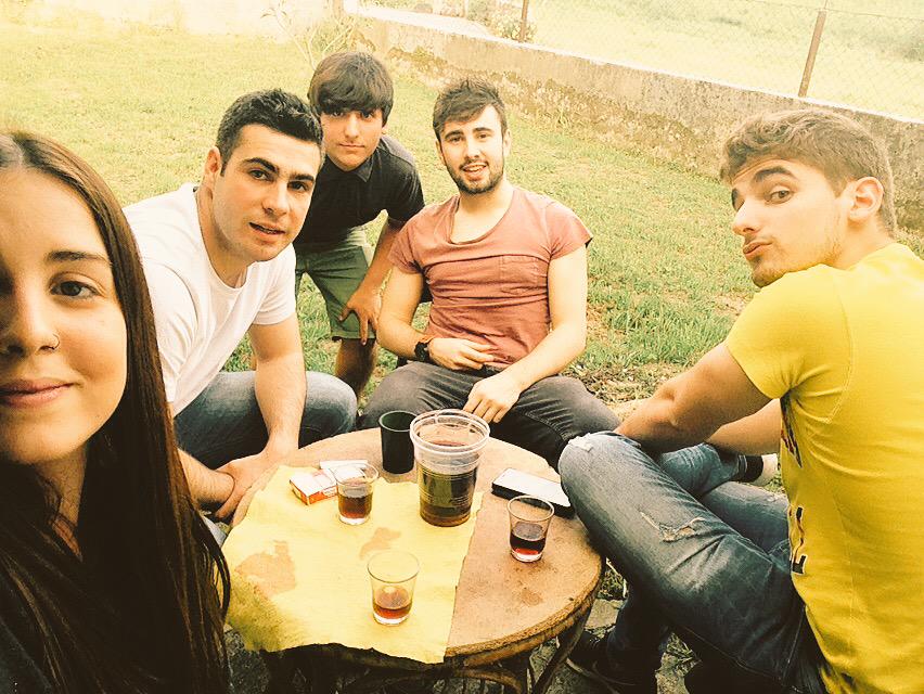 Asaezsalinas's tweet photo. 💪🏼🙊🙌🌞 http://t.co/H7vC0udnwr
