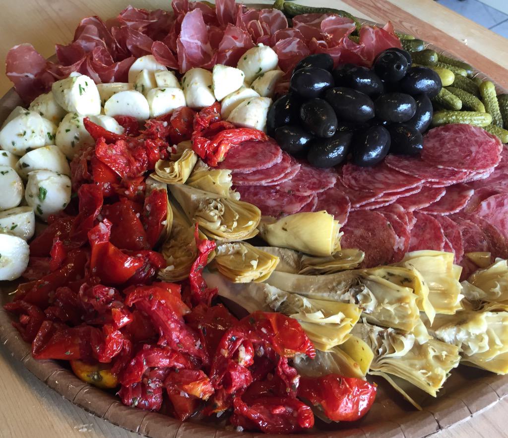 VinGoatCdM's tweet photo. Have you seen our NEW catering menu?! We added artisan sandwiches, salads, complete meals, and more! Link in profile! http://t.co/I9a4qC6xUH