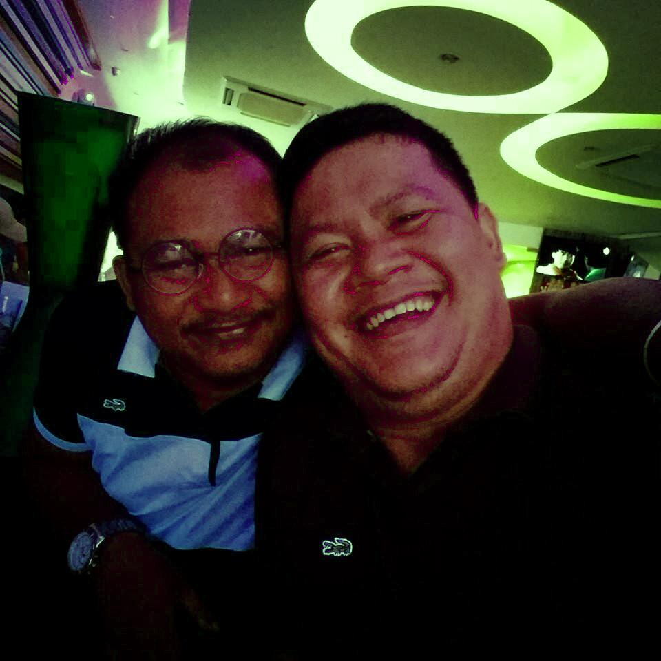 Yudosmile's tweet photo. Happy satnite http://t.co/OpqJXQzCMW