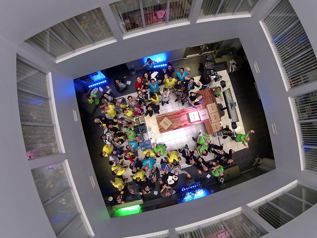 SkypeUniHack's tweet photo. #SkypeUniHack participants and staff chilling - by Priit Ladva http://t.co/5rBnGyh9Rp