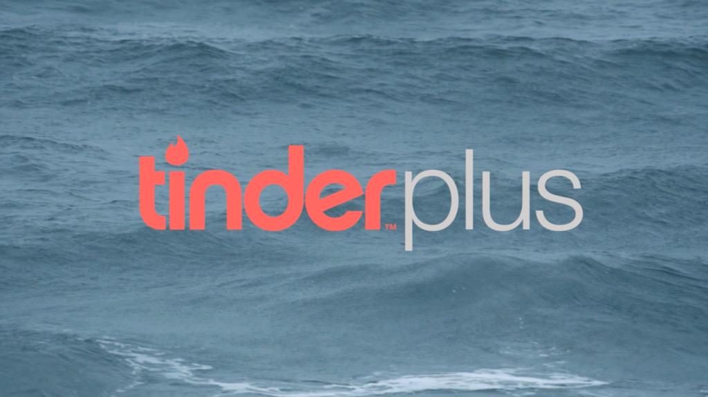 CinemaCoyote's tweet photo. @GRUPOHABITA @tinder #cinemaCoyote Presentan el primer #PoolCinema en México! Jaws desde una alberca! AGOTADO!! http://t.co/81ruAgivhp