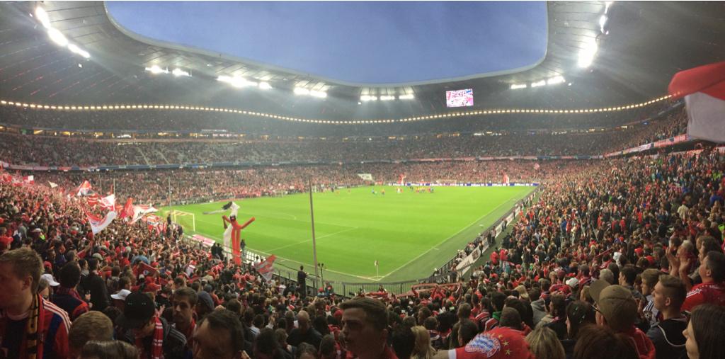fehlpass's tweet photo. Läuft! #fcbayern #FCBBSC http://t.co/auLZiZj19K