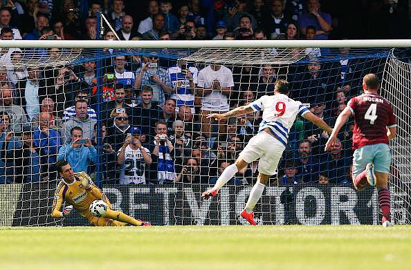 AdriSanMiguel's tweet image. Proud to get this RECORD🏆
First goalkeeper in Premier League History to save 3 consecutive penalties👐🏻⚽️😀